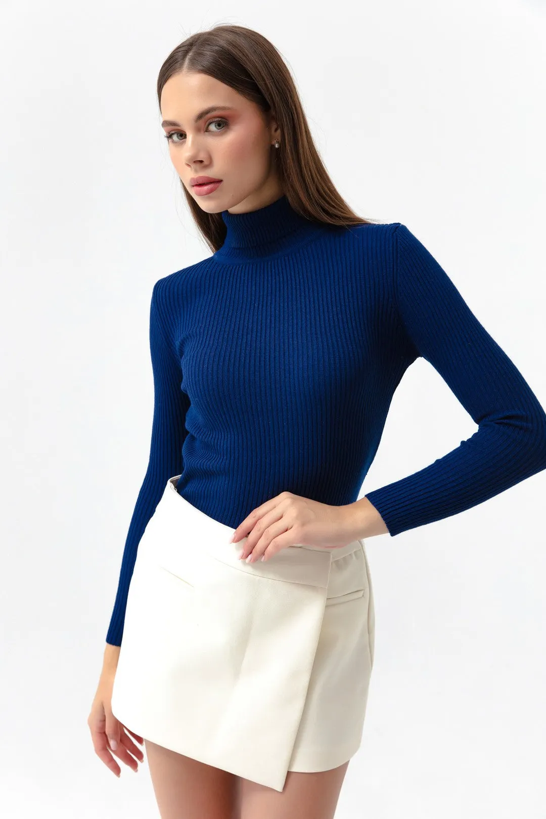 Female Fisherman Collar Knitwear Sweater