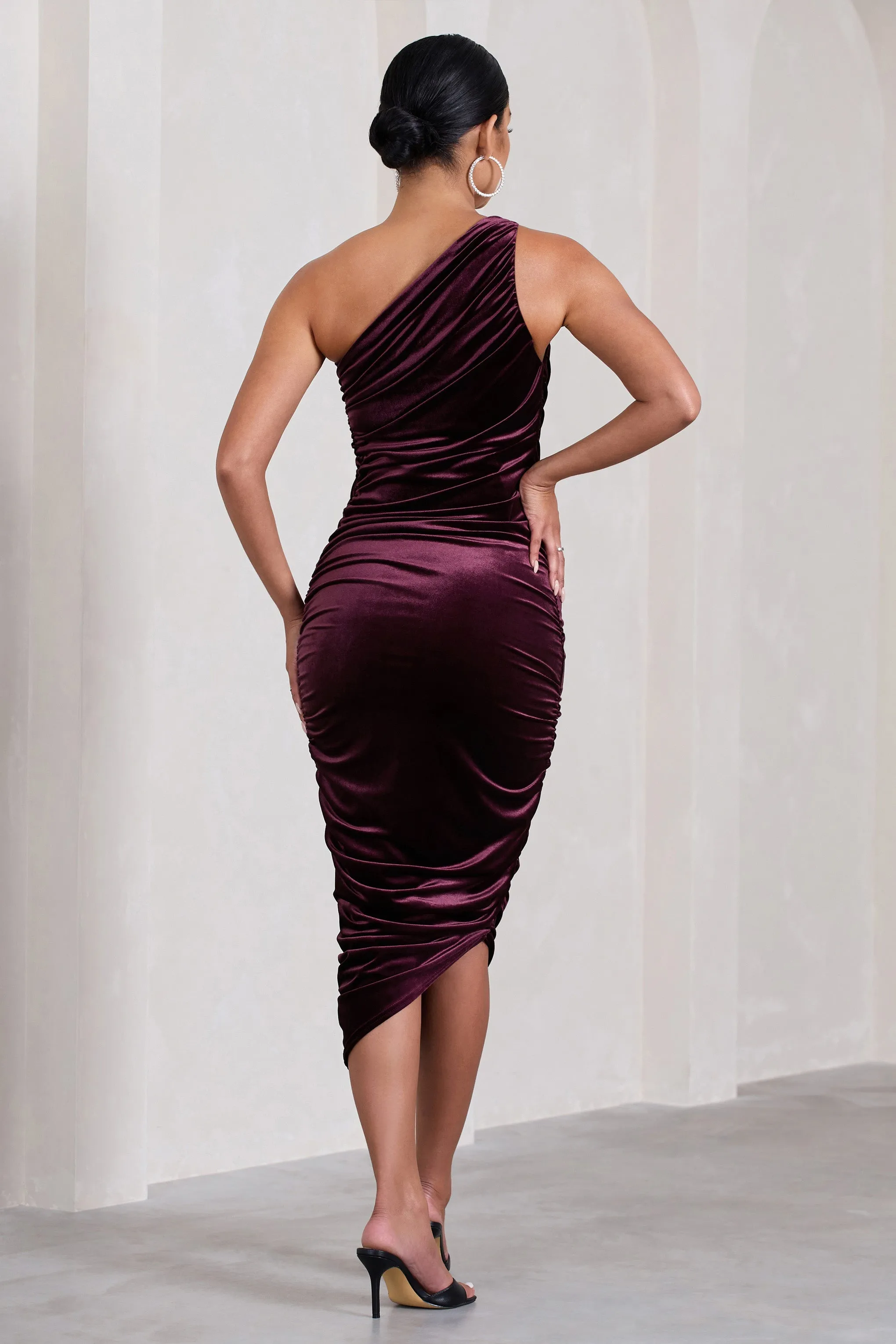 Late Night | Port Velvet Maternity Ruched One Shoulder Midi Dress