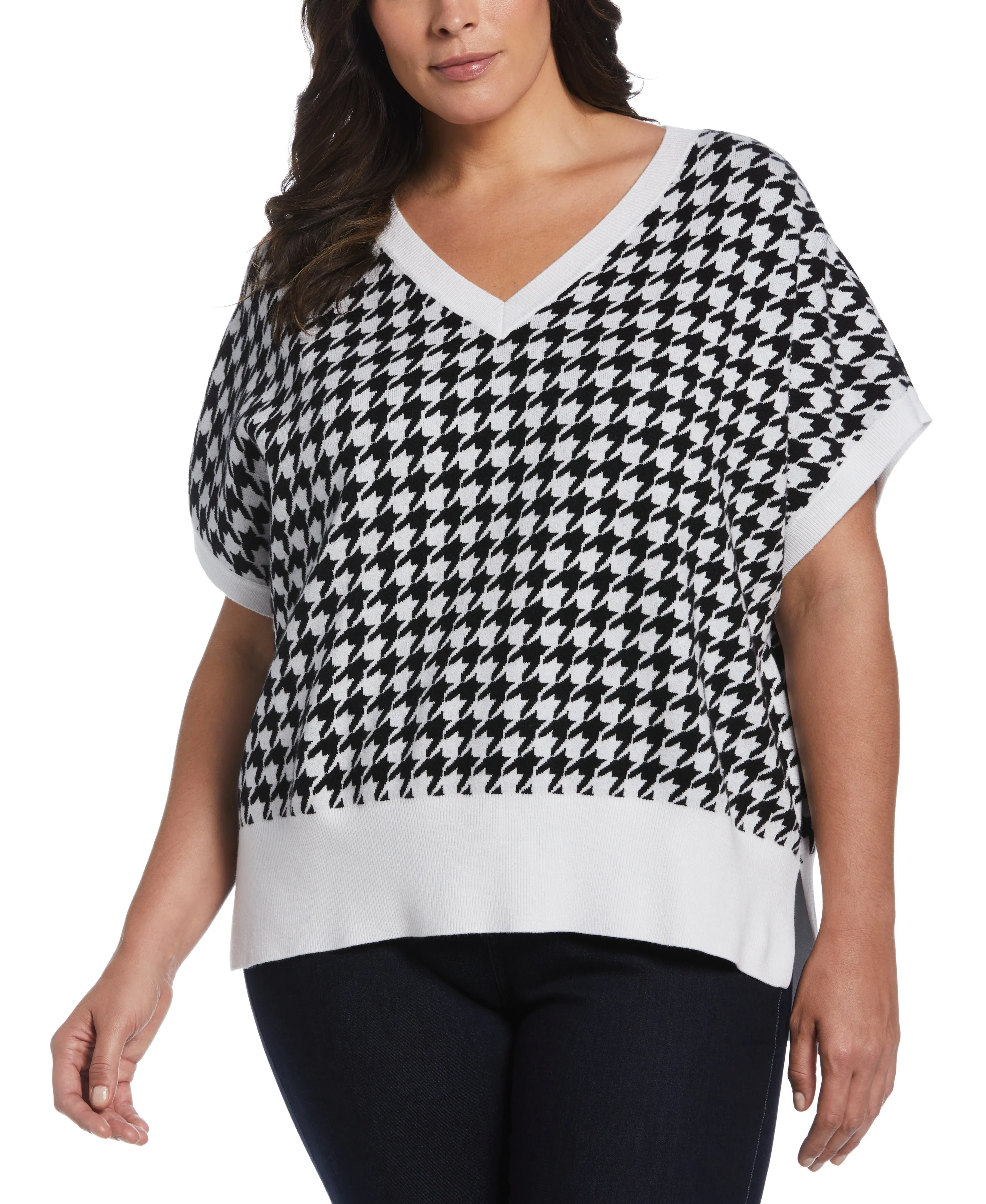 Plus Size Houndstooth Sweater Vest