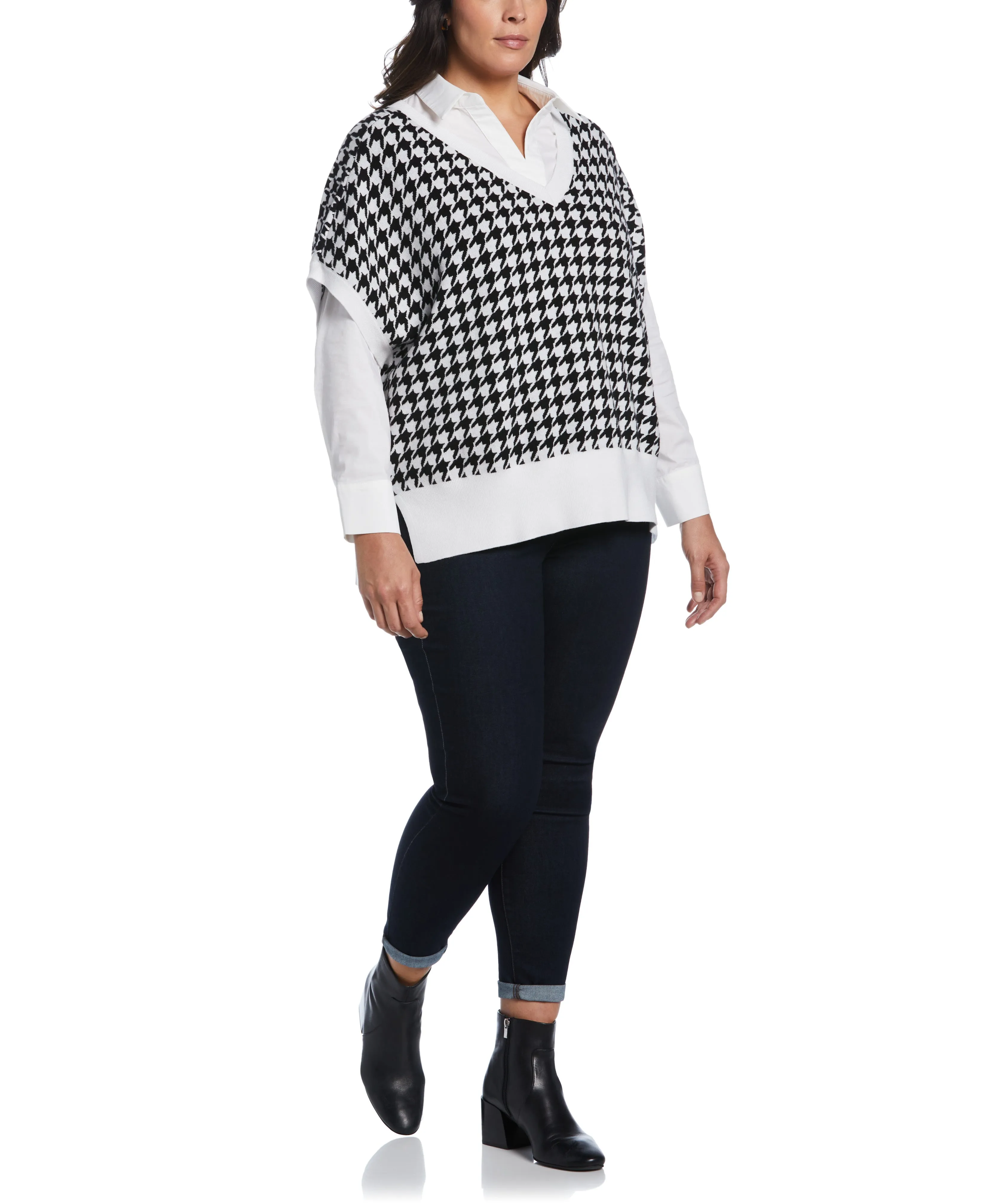 Plus Size Houndstooth Sweater Vest