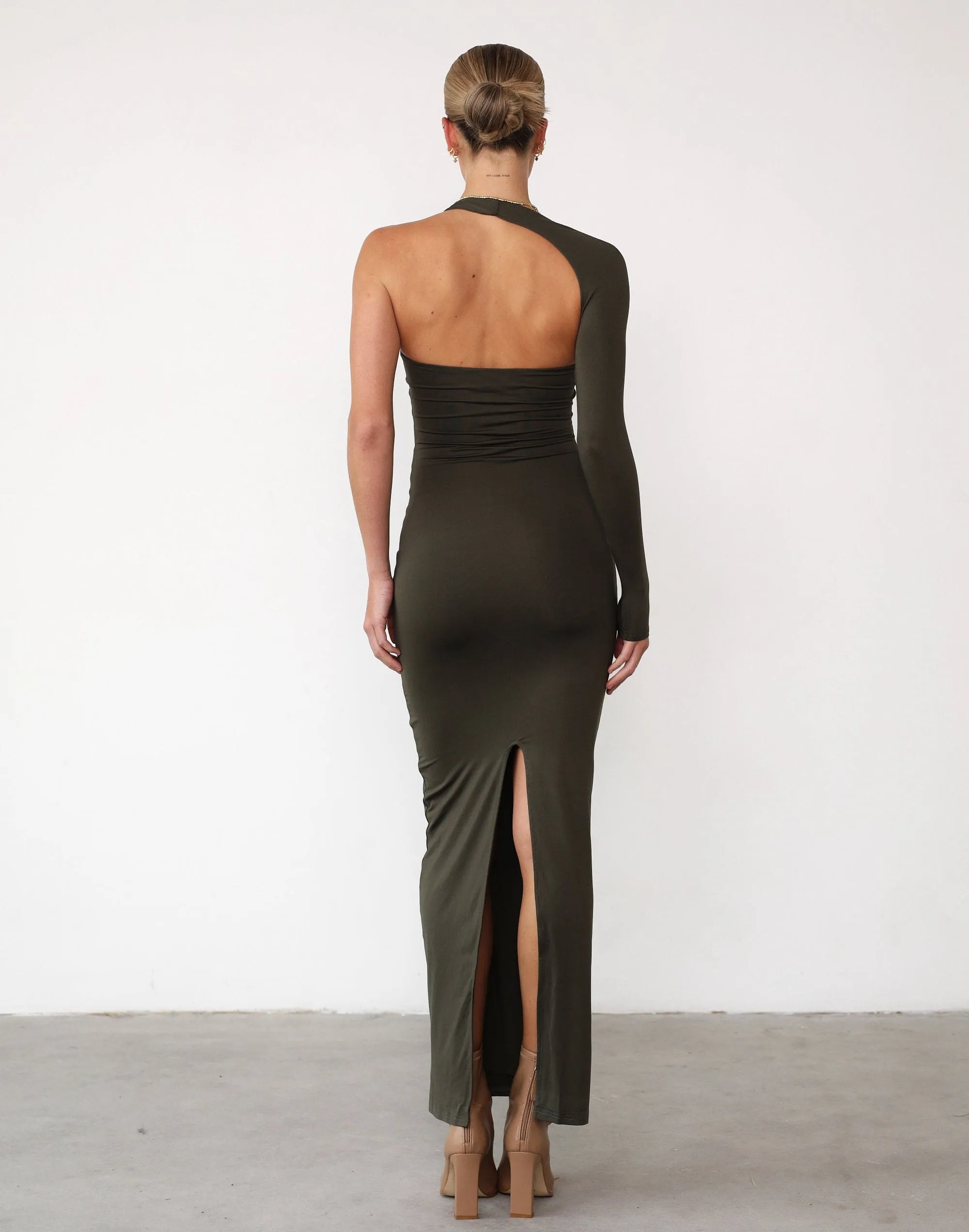 Ryleigh Maxi Dress (Burnt Olive)